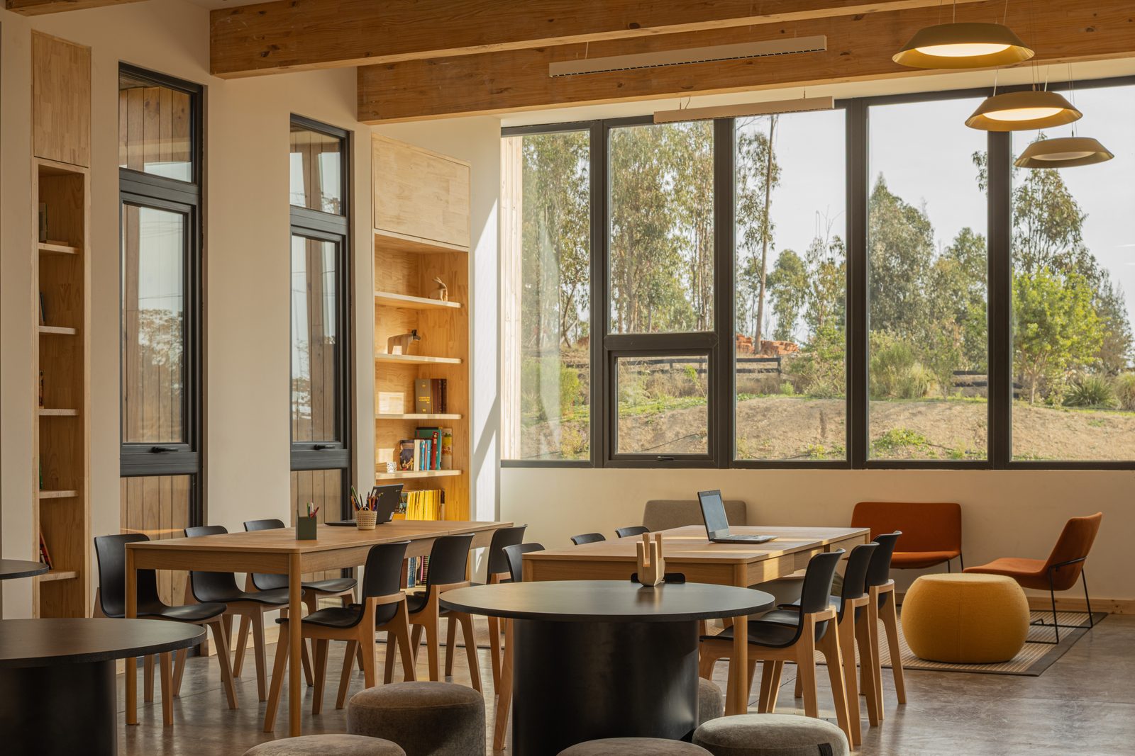 Biblioteca · Lower Secondary